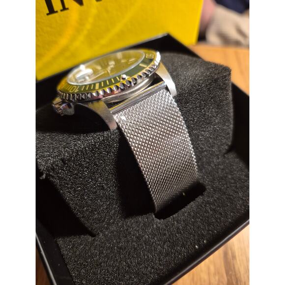 Invicta Pro Diver Curve Men's Watch Retail $249 - Picture 3 of 3